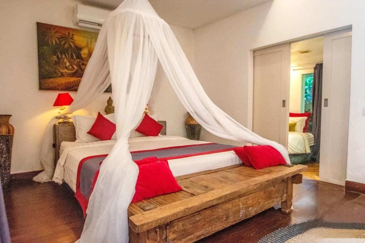 The Secret Jungle Villas Seminyak Dış mekan fotoğraf