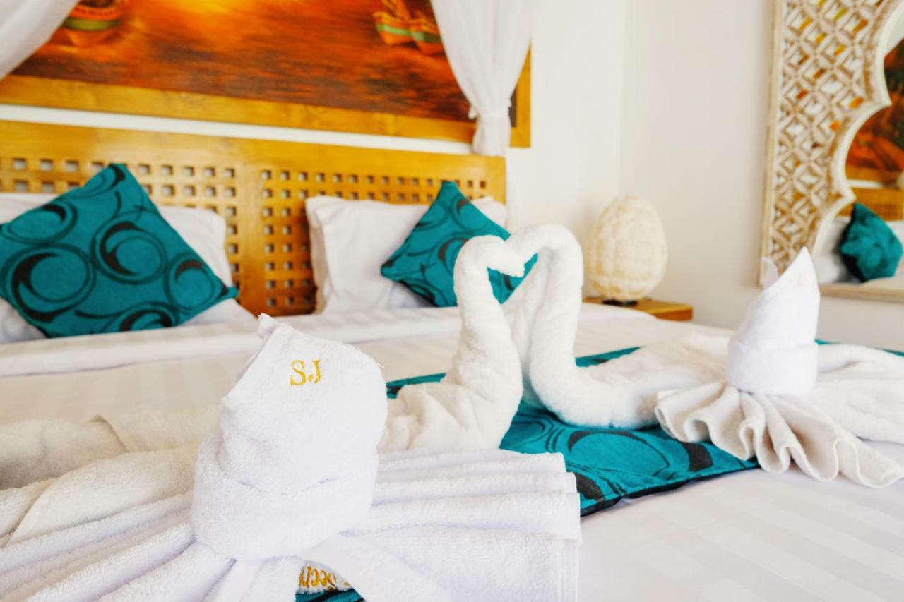 The Secret Jungle Villas Seminyak Dış mekan fotoğraf